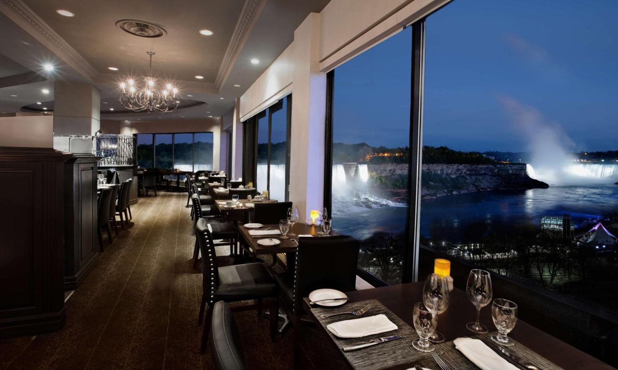 The Brock Fallsview, Tapestry By Hilton Resort 4*